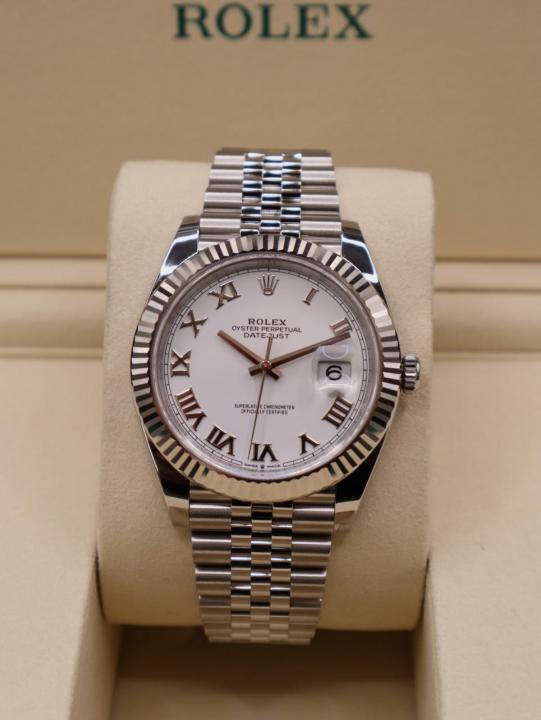 Role_x Oyster Perpetual Date Just Silver-White