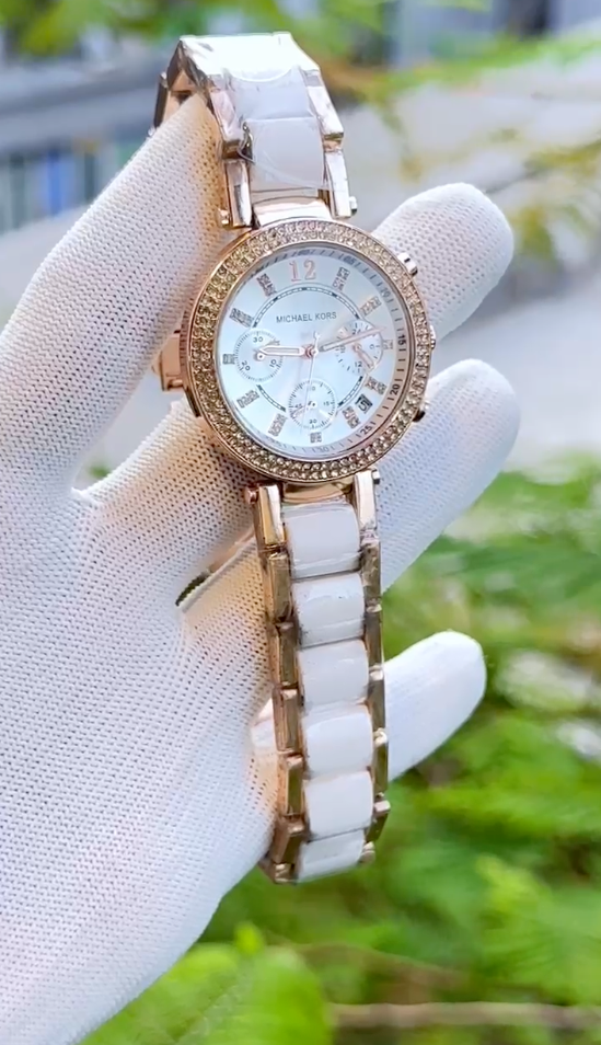 Micha_el Ko_rs Parker (White)